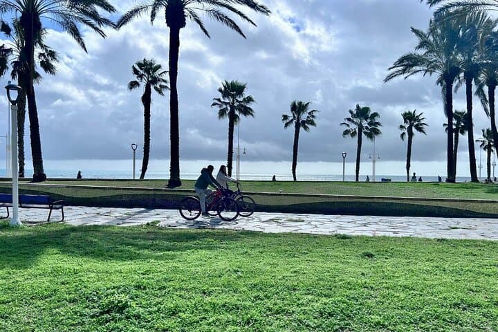 Malaga Electric Bike Tour: Gibralfaro & Seafront E‑Bike Experience photo 2