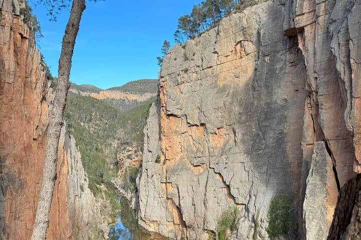 Montanejos Hot Springs & Lover’s Cascade: Day Trip from Valencia photo 6