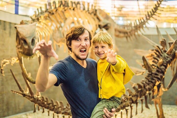 Field Museum Skip-the-Line Private Tour: SUE the T. rex, Mummies & Gems photo 2