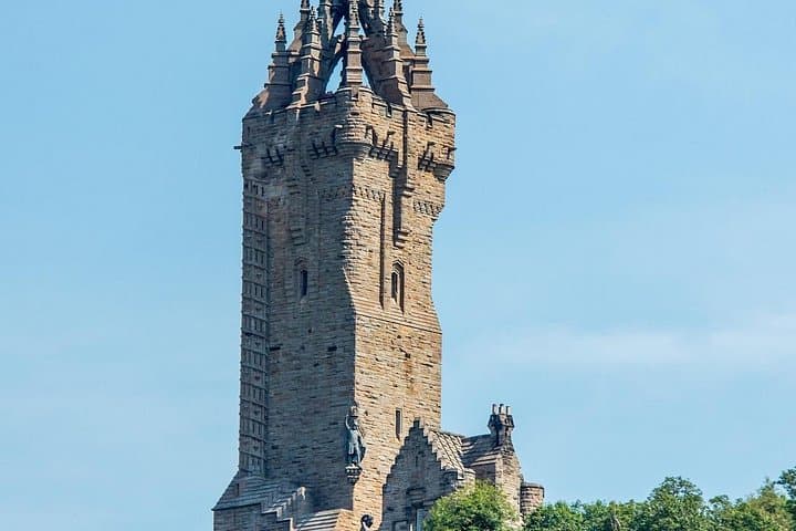 Private Daytrip to Stirling Castle and The Kelpies from Edinburgh — Castles, Monuments & Forth Valley Drive photo 6