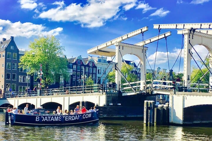Open-Boat Canal Cruise from Amsterdam Central Station: Live-Guided Highlights