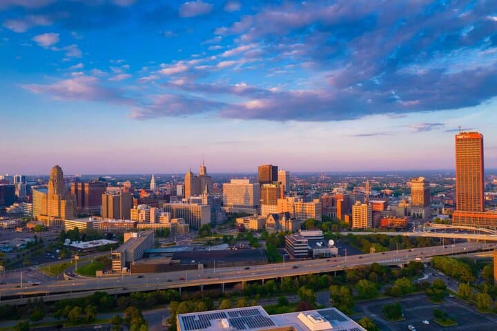4-Day Chicago to Niagara Falls Road Tour: Detroit, Letchworth & Buffalo Highlights photo 5
