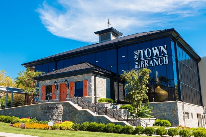 Barrels & Bourbon: Private Distillery and Cooperage Tour — Louisville Bluegrass Tasting Experience