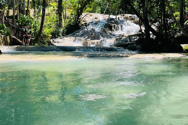 Dunn River Falls & Blue Hole: Ocho Rios Waterfalls Adventure photo 3