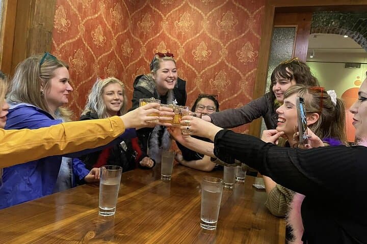 Charleston Prohibition & True Crime Cocktail Tour: Bars, Stories, and Speakeasies