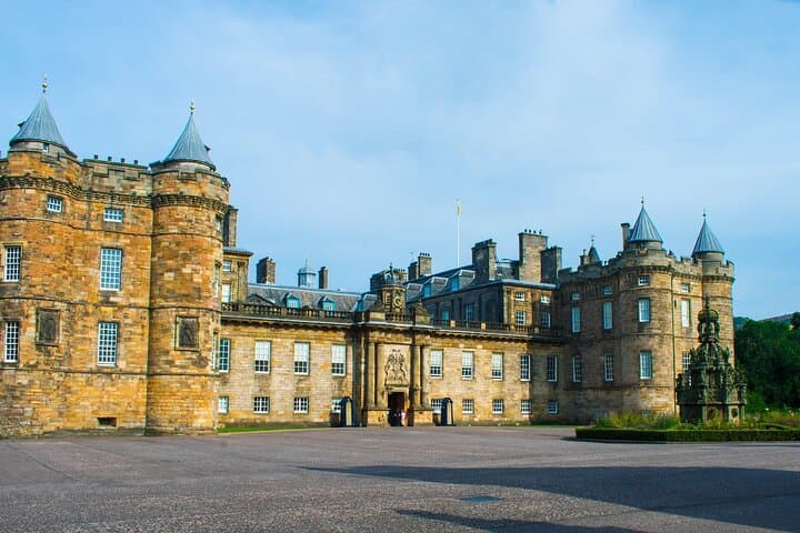 Private Express Edinburgh Scenic & Historic Tour — Calton Hill, Royal Mile & Dean Village in 2 Hours
