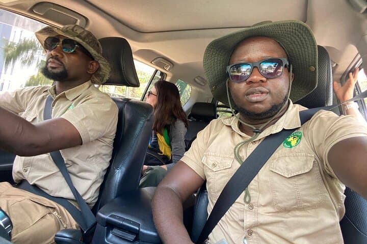 15-Day Uganda Chimp & Gorilla Safari with Nile White-Water Rafting