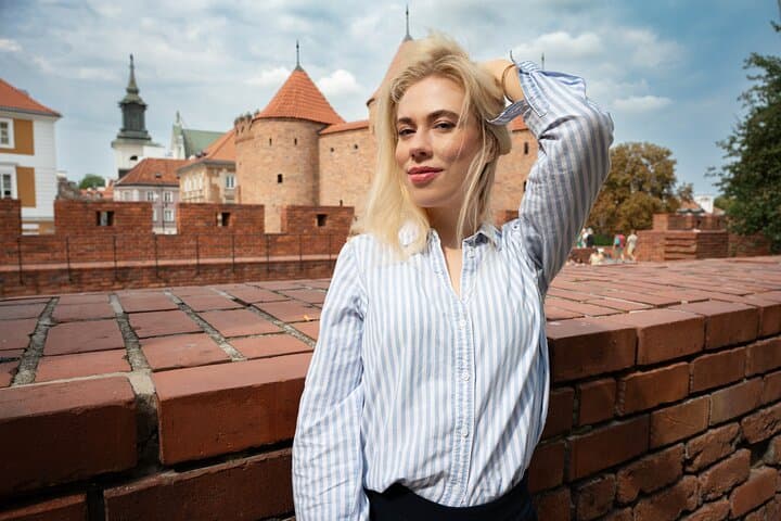 Warsaw Old Town Photoshoot — One-Hour Professional Session (200 Photos) photo 4