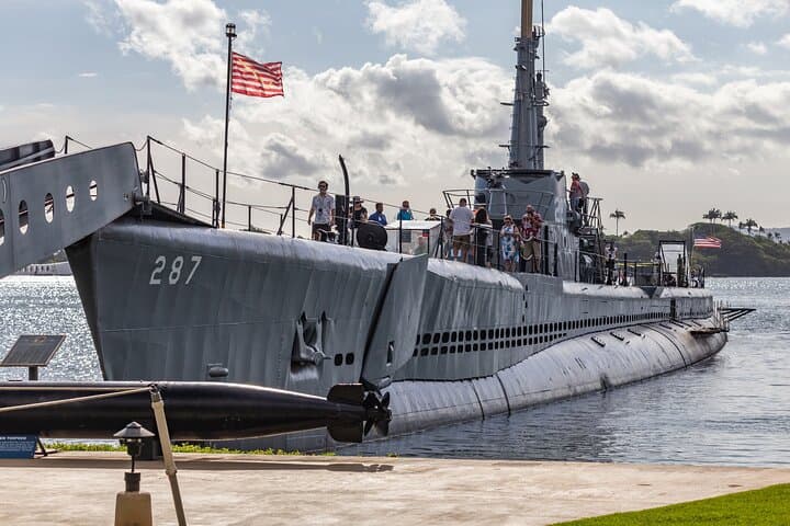 Pearl Harbor All‑Access Private Tour: USS Arizona Memorial & Downtown Honolulu Highlights photo 2