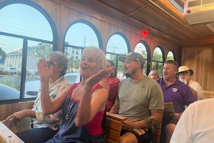 Sing-Along Trolley Sarasota: 90-Minute Downtown Karaoke Trolley Tour photo 5