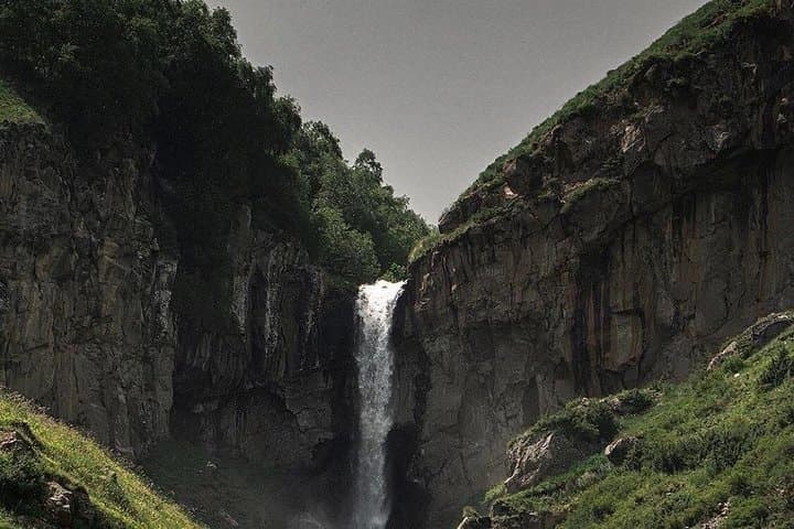 Kazbegi 3-Day Mountain Tour — Gergeti, Juta, Truso & Gveleti Waterfalls photo 4
