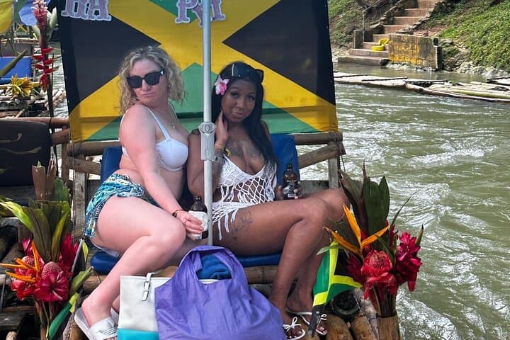 Montego Bay Party Boat: Rafting, Rum Shots & Massage with Free Shuttle