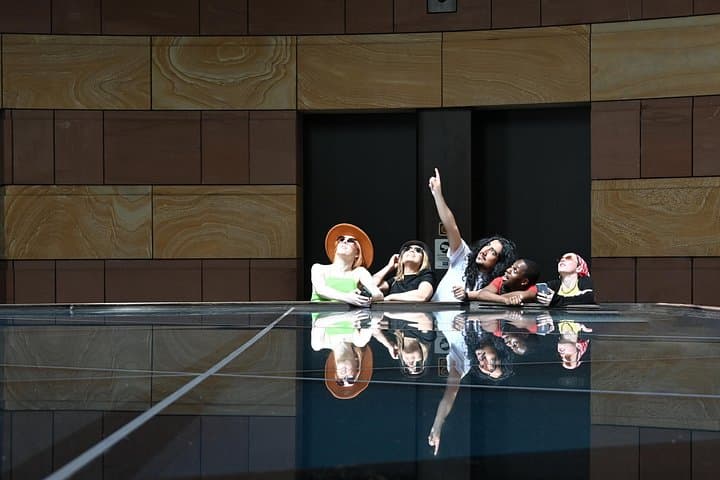 Mission SUNSCREEN: Urban Escape Game in the City of London photo 2