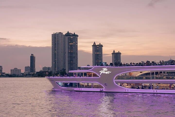 Bangkok Evening Dinner Cruise on the Chao Phraya River from Asiatique photo 2