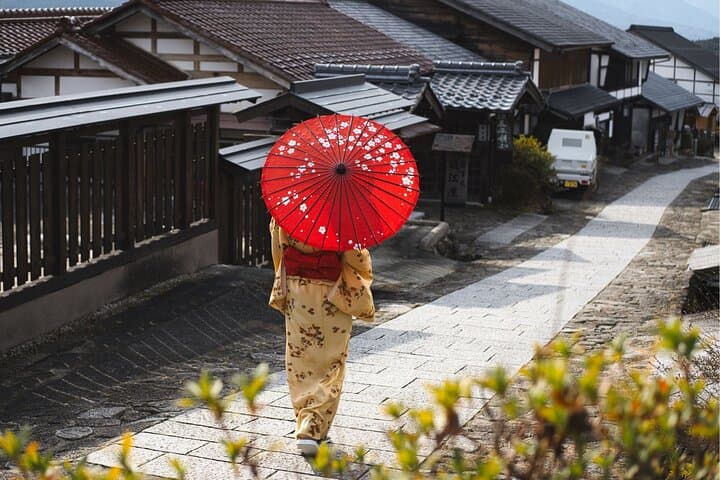 Kiso Valley Day Trip from Nagoya — Tsukechi Gorge, Kabuki Backstage & Magome photo 3