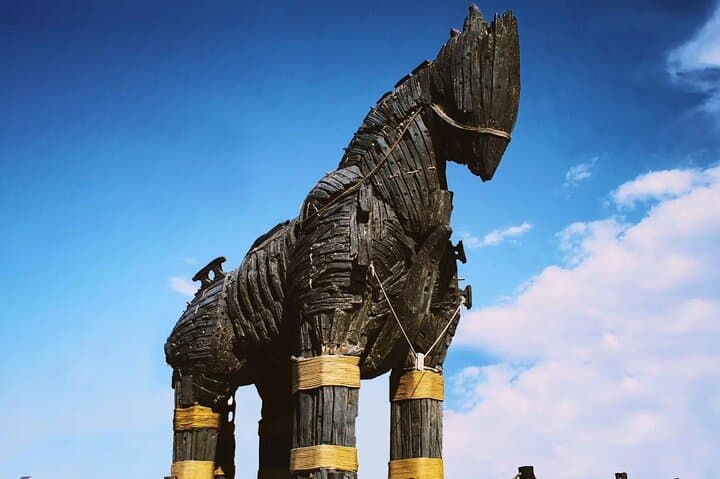 Ancient Troy Day Trip from Istanbul — Walk the Ruins of Troy and Visit Gallipoli's Gateway photo 5