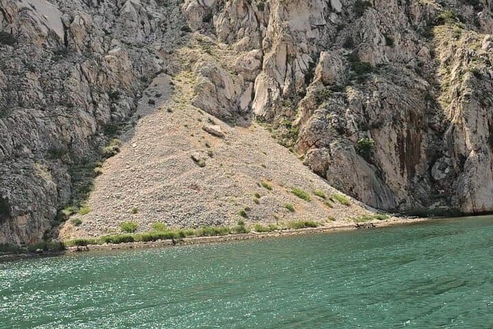 Zrmanja River Canyon Boat Tour from Vinjerac: Canyons, Waterfalls & Swimming photo 5