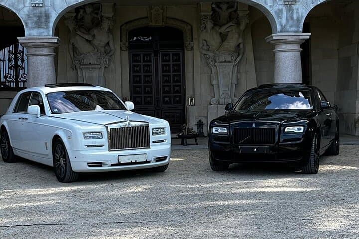 Glide Through Paris: Private Rolls-Royce Luxury City Tour photo 2