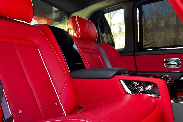 Glide Through Paris: Private Rolls-Royce Luxury City Tour photo 5