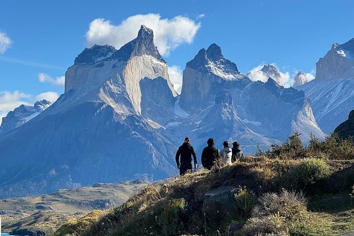 Full-Day Private Torres del Paine Tour with Lunch & Park Entrance photo 1