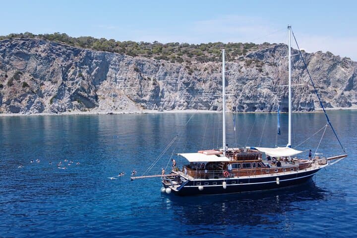 All-Day Saronic Sailing: Aegina, Metopi & Agistri on a Luxury Yacht