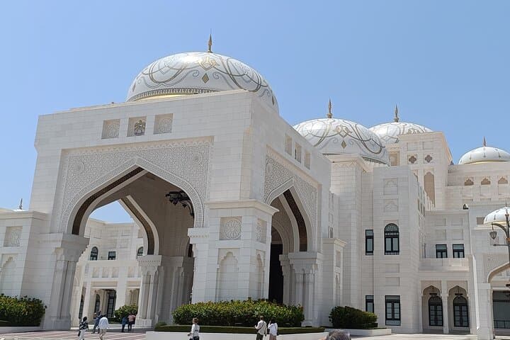 Full-Day Abu Dhabi Tour: Sheikh Zayed, Louvre & Yas Island in One Day photo 2