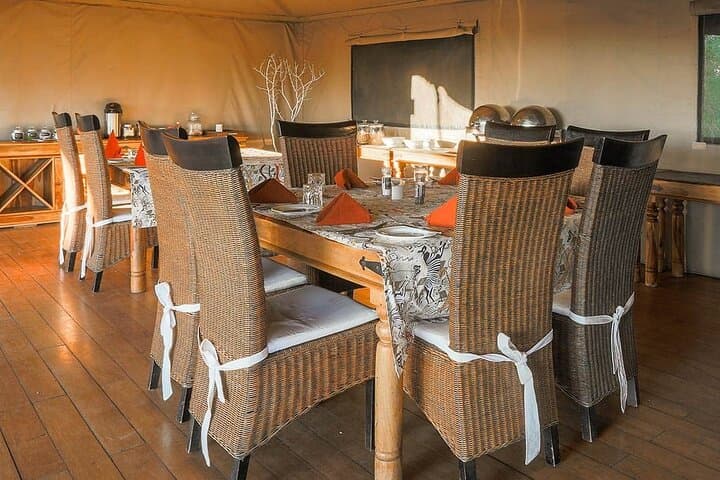 Luxury Okavango Delta Safari: 6-Day Gomoti & Khwai Wildlife Odyssey photo 5