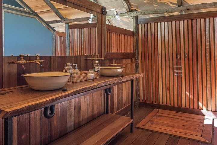 Luxury Okavango Delta Safari: 6-Day Gomoti & Khwai Wildlife Odyssey photo 6