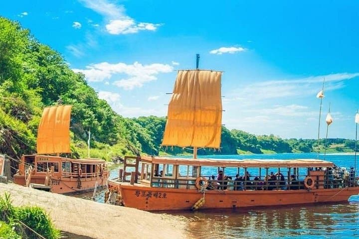 DMZ Adventure and Traditional Imjin River Boat Voyage from Seoul photo 1