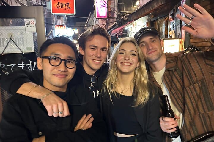 Shinjuku Night Bites: Private Guided Food & Golden Gai Bar Crawl photo 2