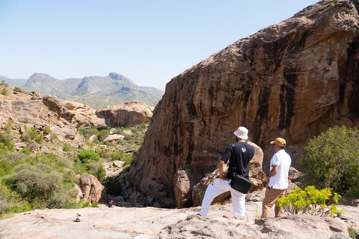 Sarawat Mountains Hike in Al Soudah: Private 4-Hour Guided Trek photo 2