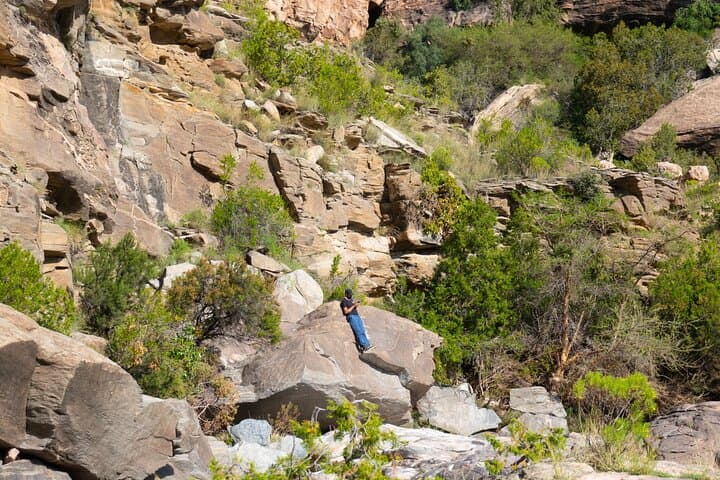 Sarawat Mountains Hike in Al Soudah: Private 4-Hour Guided Trek photo 3