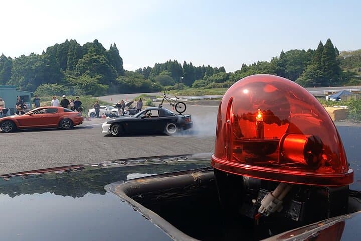 Tokyo Drift Police Car Chase Experience in Daikoku, Japan photo 3