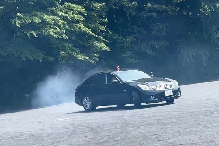 Tokyo Drift Police Car Chase Experience in Daikoku, Japan photo 6