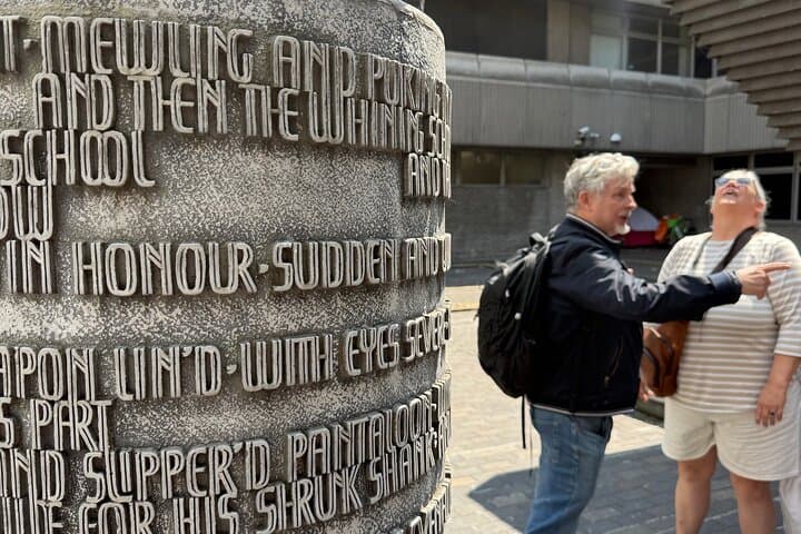 Shakespeare London Walking Tour: North Bank Bard Walk and Tudor London Highlights photo 5