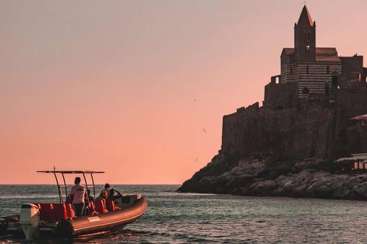 Golden-Hour Aperitif Cruise in Portovenere Archipelago — Sunset Boat Tour to Palmaria, Tino & Tinetto photo 1