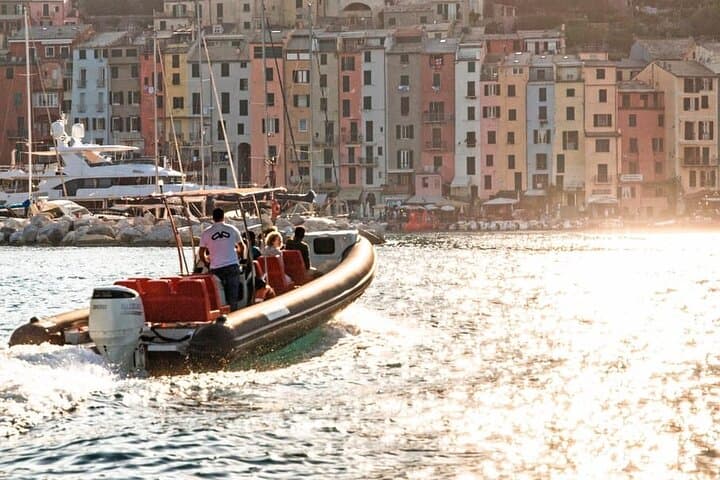 Golden-Hour Aperitif Cruise in Portovenere Archipelago — Sunset Boat Tour to Palmaria, Tino & Tinetto photo 3