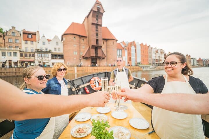 Pierogi Cruise on the Motława: Gdańsk Culinary Boat Tour photo 6