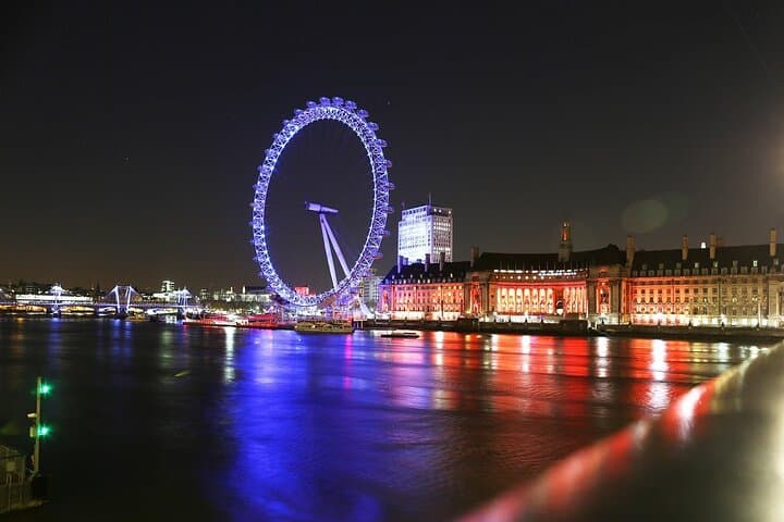 London by Night Rickshaw Tour: Piccadilly to Tower Bridge After Dark photo 4