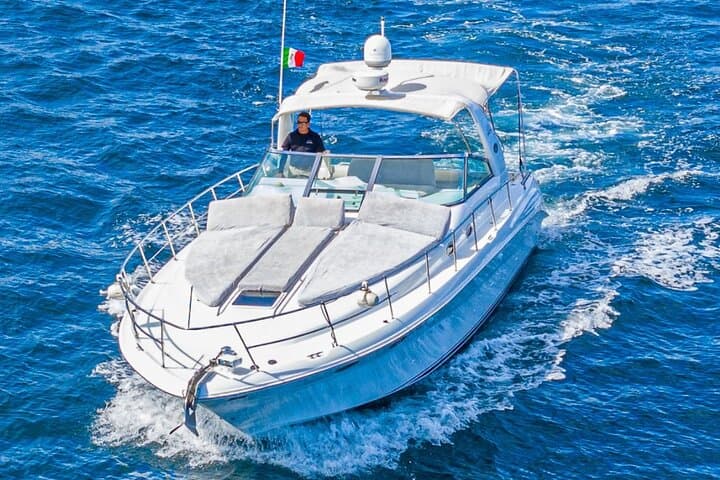La Paz Sunset Shared Cruise: Small-Group Yacht Sail & Sea Lion Snorkel photo 1