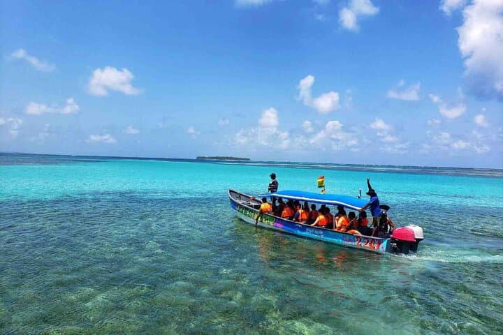 San Blas 4-Day Budget Island-Hopping: Holandeses Cays & Isla Asserya photo 2