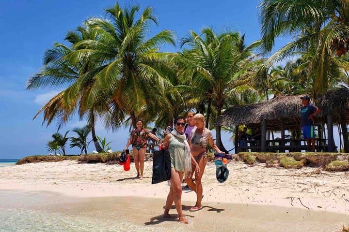 San Blas 4-Day Budget Island-Hopping: Holandeses Cays & Isla Asserya photo 5
