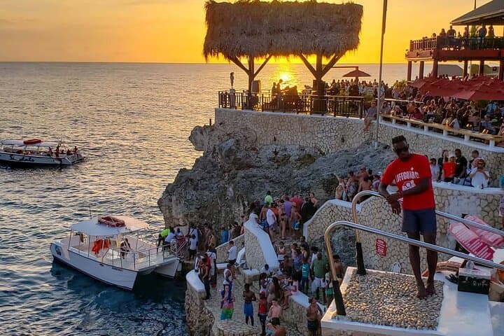 Negril Seven Mile Beach & Rick's Café — Cliff Jumps, Sunsets & Caribbean Swim photo 4