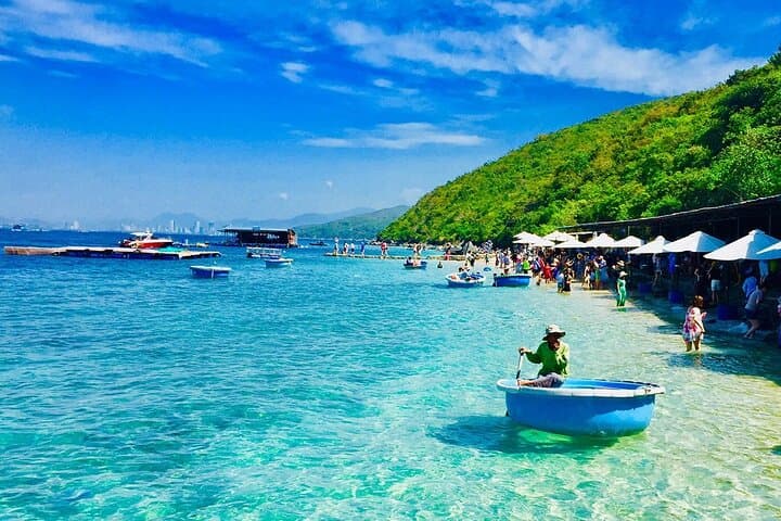 Experience the Nha Trang Island Hopping Adventure photo 3