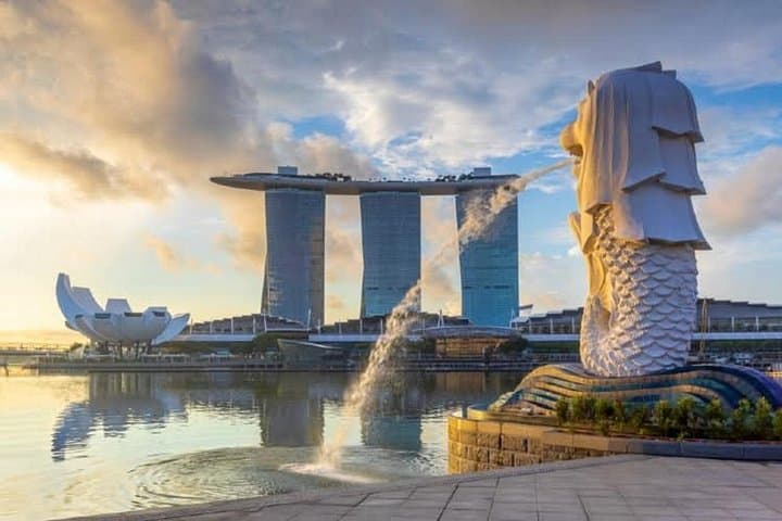Singapore Night Tour: River Cruise and Wings of Time at Sentosa photo 3