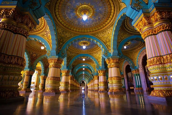 Private Luxury Mysore 2-Day Escape from Bangalore: Palaces, Temples & Markets photo 5