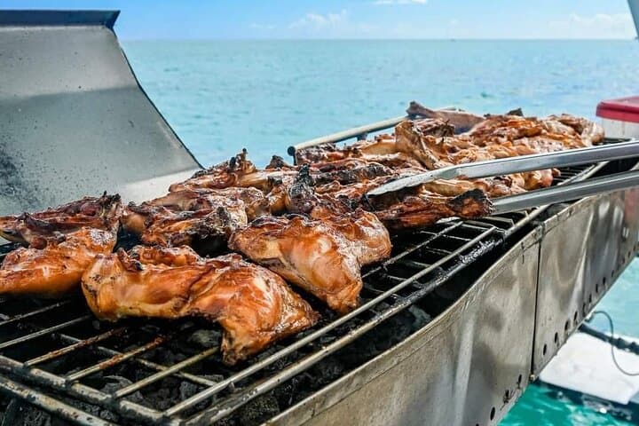 Mauritius East Coast Cataspeed Five-Islands Speedboat Adventure with BBQ Lunch photo 2