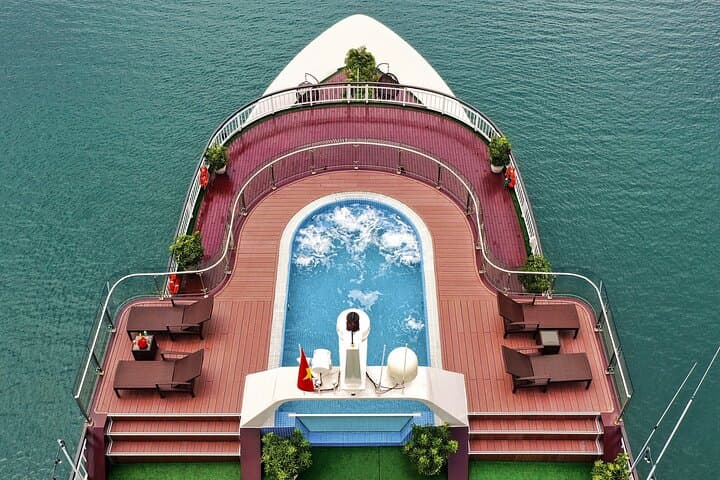 Dora Luxury: 2-Day Halong & Lan Ha Bay Cruise from Hanoi photo 5