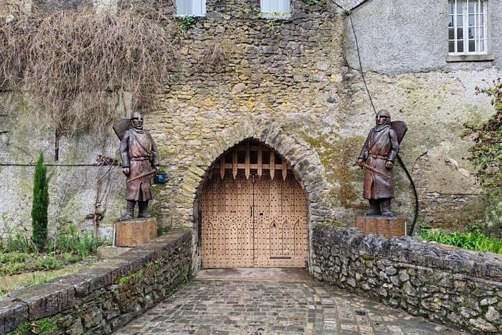 Howth and Malahide Castle Private Coastal Tour from Dublin photo 2