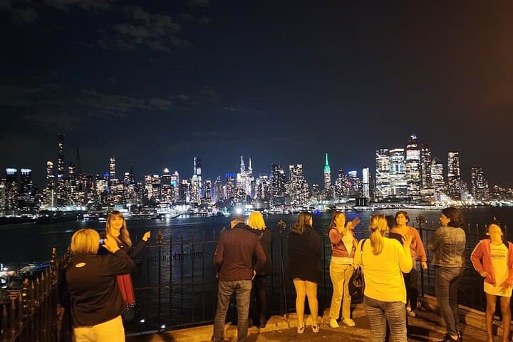 Manhattan Night Views: Liberty State Park & Hoboken Skyline Tour photo 5